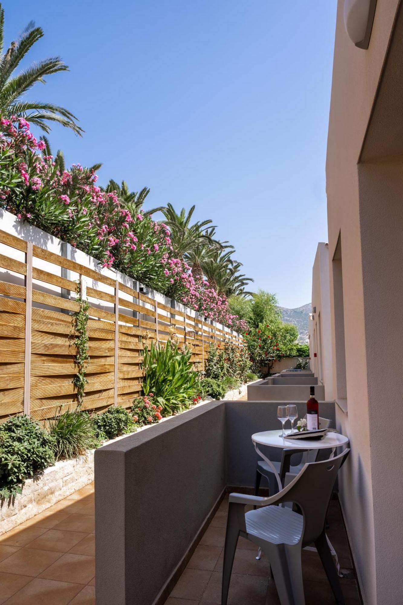 Kastro Beach Apartments Malia  Bagian luar foto